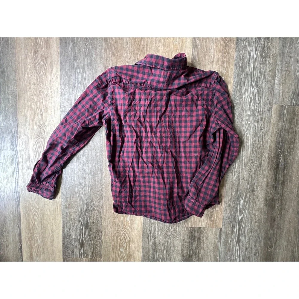 Banana Republic Button Down Mens M Red Black Buffalo Check Untucked Fit Cotton